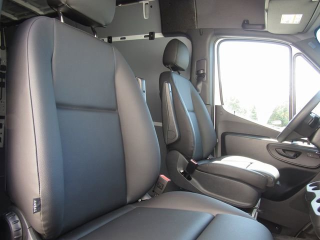 New 2025 Mercedes-Benz Sprinter 2500 image 16