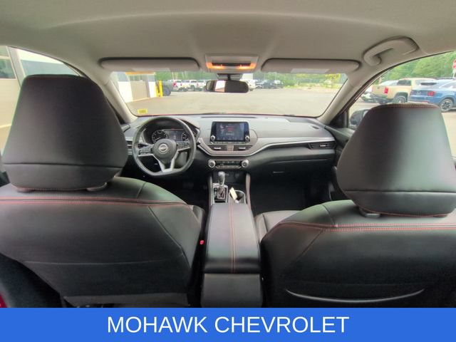 Used 2024 Nissan Altima 2.5 SR AWD/4WD image 19