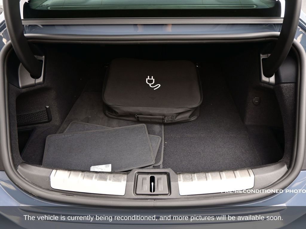 Used 2022 Audi e-tron GT Premium Plus image 33