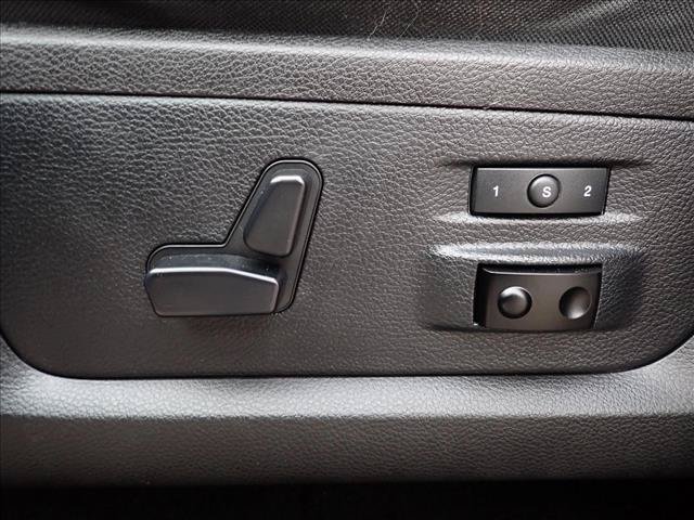 Used 2014 RAM 1500 Laramie w/ Convenience Group AWD/4WD image 11
