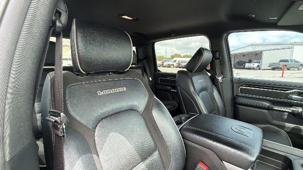 Used 2021 RAM 1500 Laramie image 32