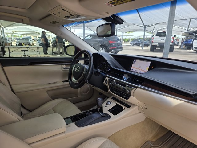 Used 2013 Lexus ES 350 w/ Luxury Pkg image 9
