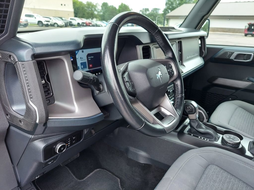 Used 2023 Ford Bronco Outer Banks image 15