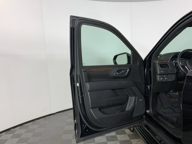 Used 2021 Chevrolet Tahoe High Country image 13