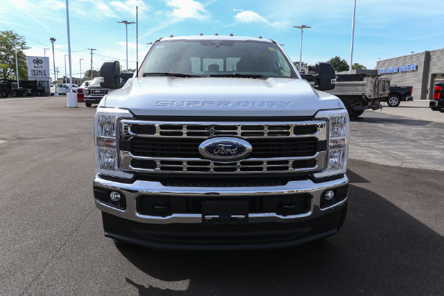 New 2026 Ford F350 XL w/ XL Chrome Package AWD/4WD image 4