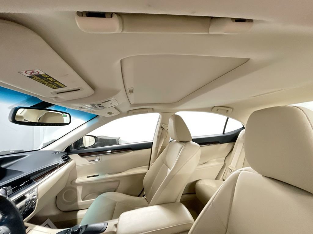 Used 2013 Lexus ES 350 image 18