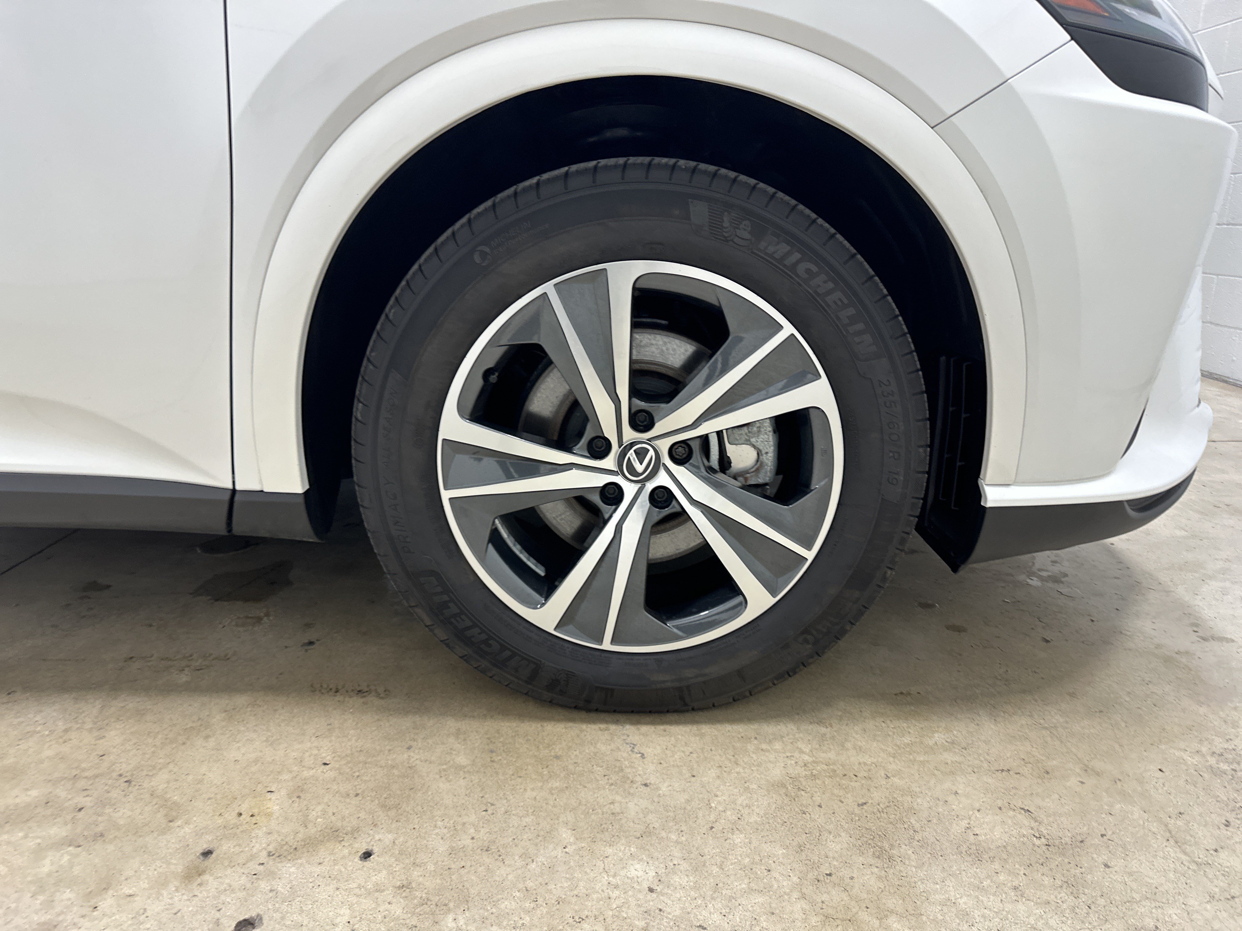 Certified 2025 Lexus RX 350h w/ Accessory Package (Z1) AWD/4WD image 13