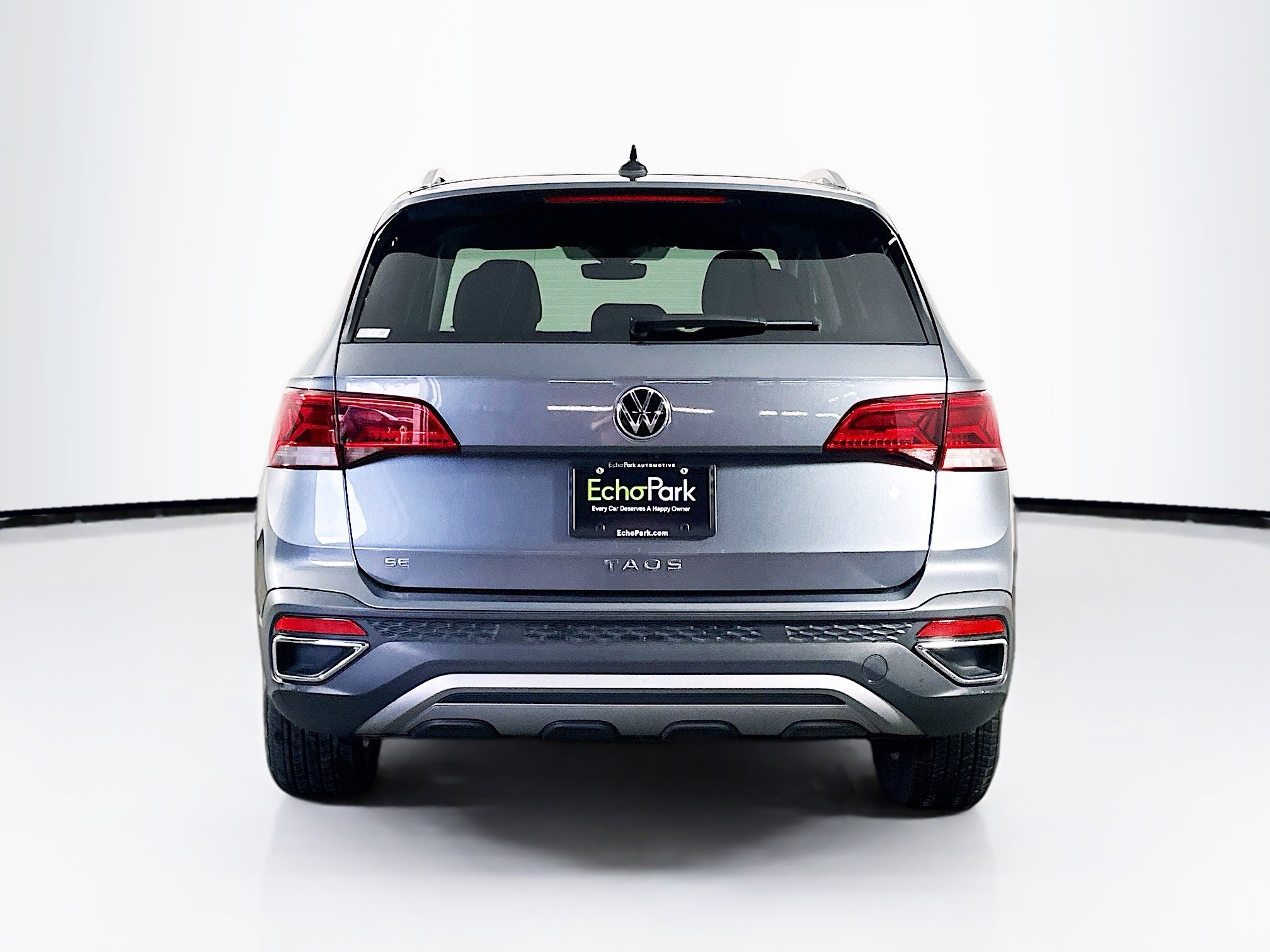 Used 2024 Volkswagen Taos SE image 7