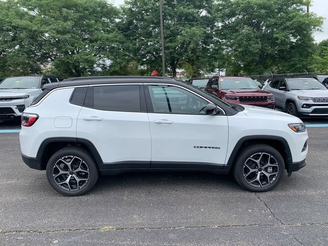 New 2026 Jeep Compass Limited w/ Sun, Sound & Navigation Group AWD/4WD image 7