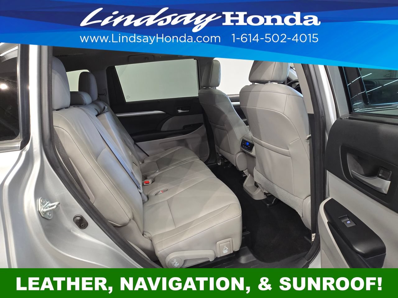 Used 2018 Toyota Highlander XLE AWD/4WD image 11