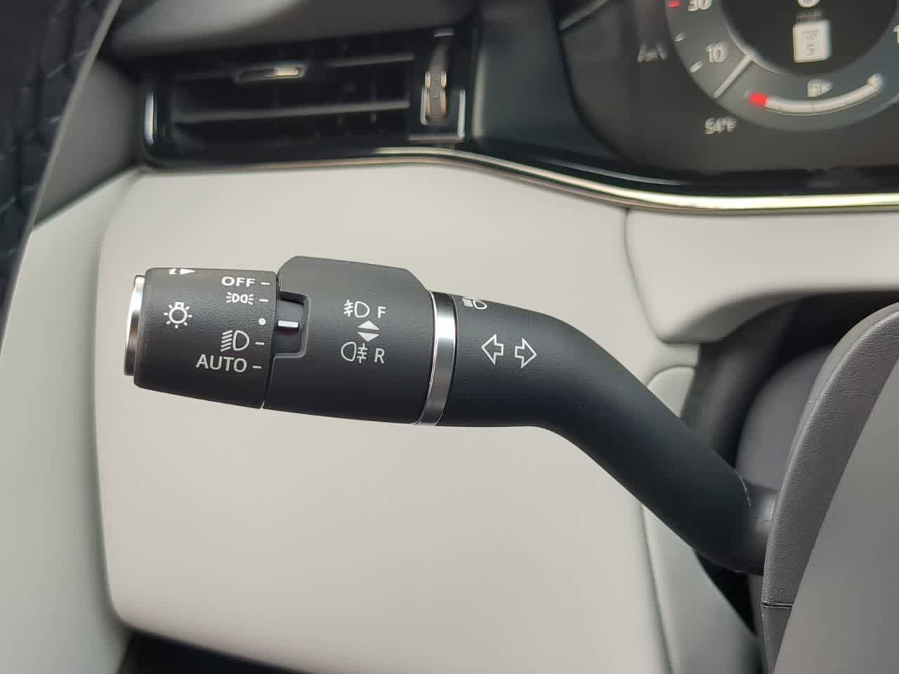 New 2026 Land Rover Range Rover Evoque Dynamic SE image 28