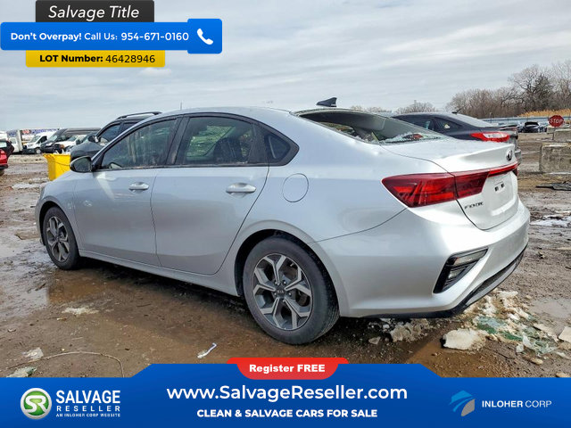 Used 2021 Kia Forte LXS FWD image 3