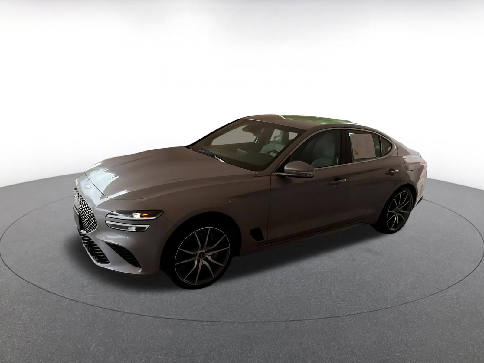 Used 2025 Genesis G70 2.5T AWD/4WD image 8