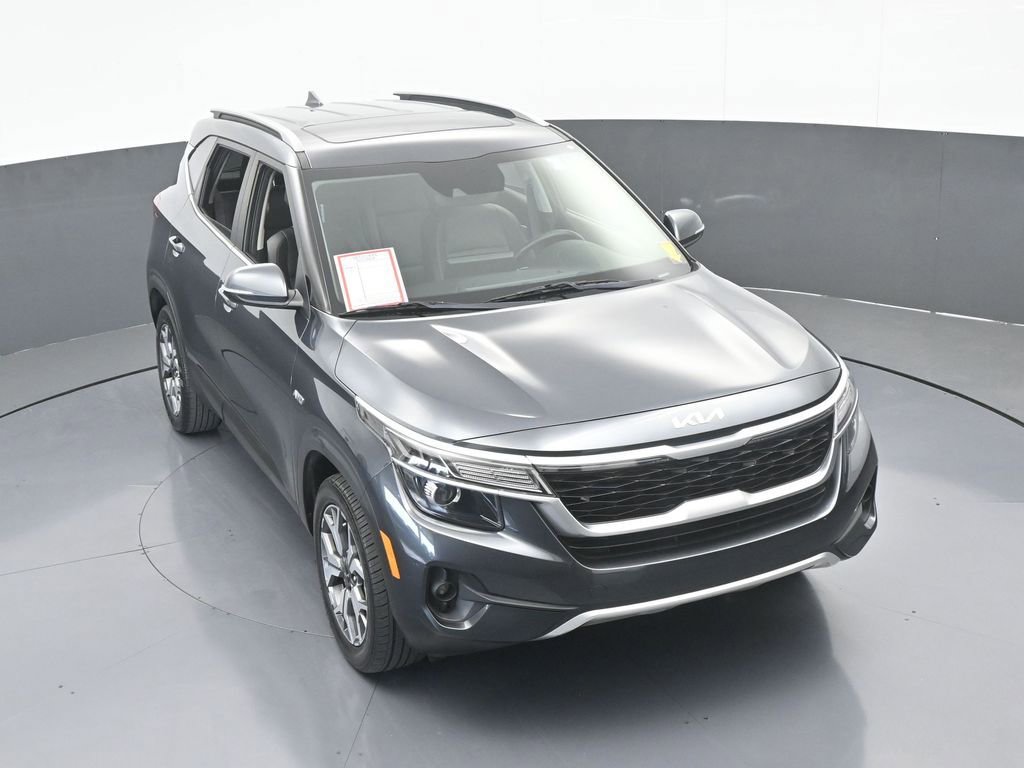 Used 2022 Kia Seltos EX image 58