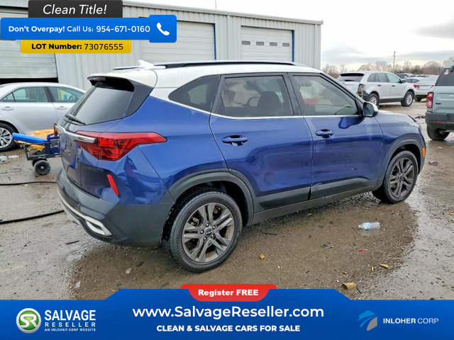 Used 2023 Kia Seltos S w/ Navigation Package FWD image 4