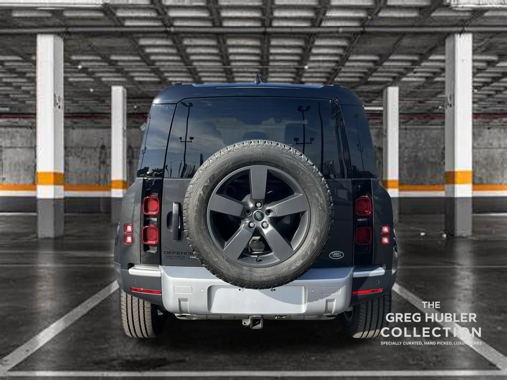 Used 2023 Land Rover Defender 110 SE image 3
