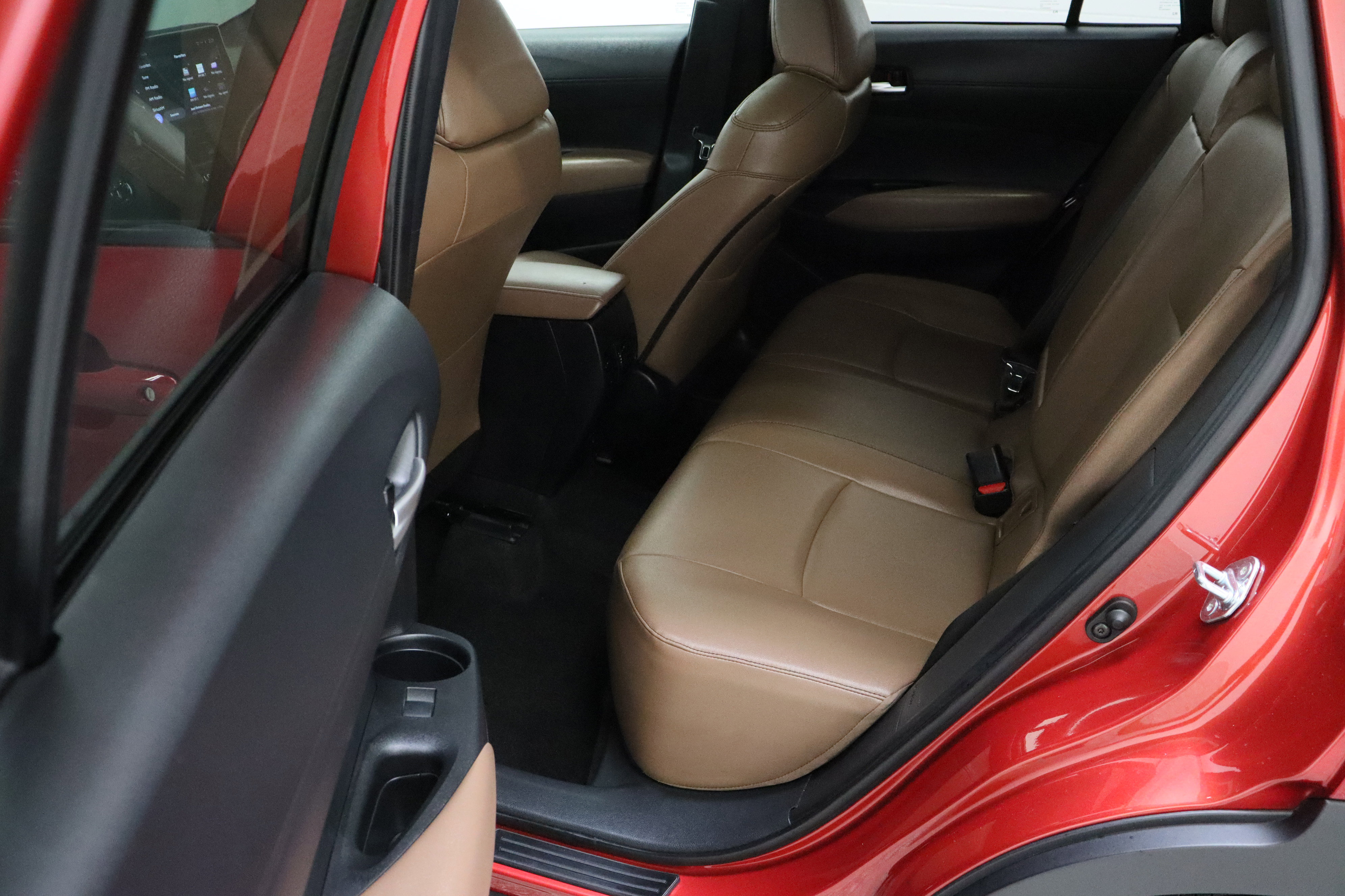 Certified 2026 Toyota Corolla Cross XLE w/ Convenience Package image 30