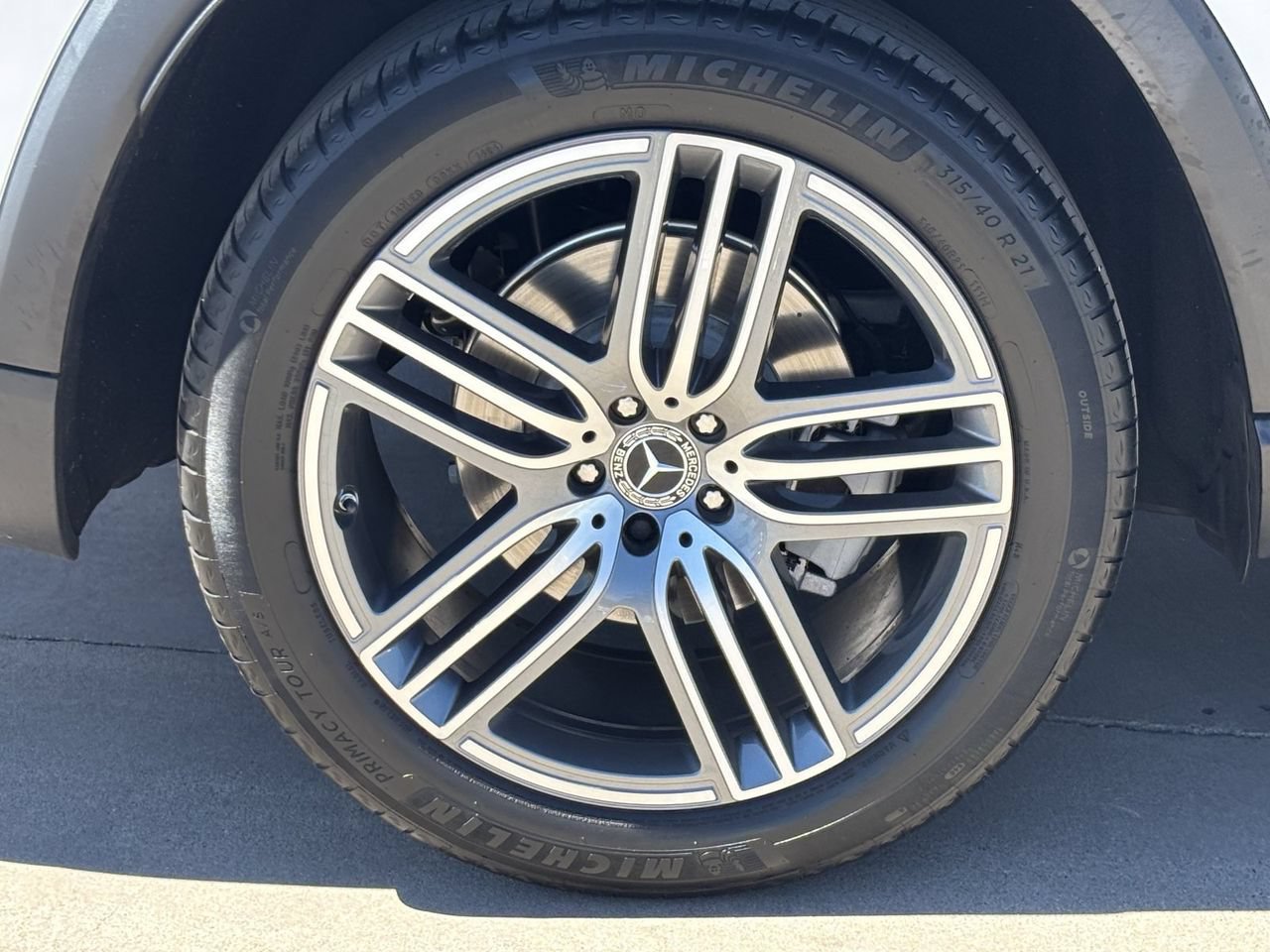 Used 2024 Mercedes-Benz GLS 450 4MATIC image 7