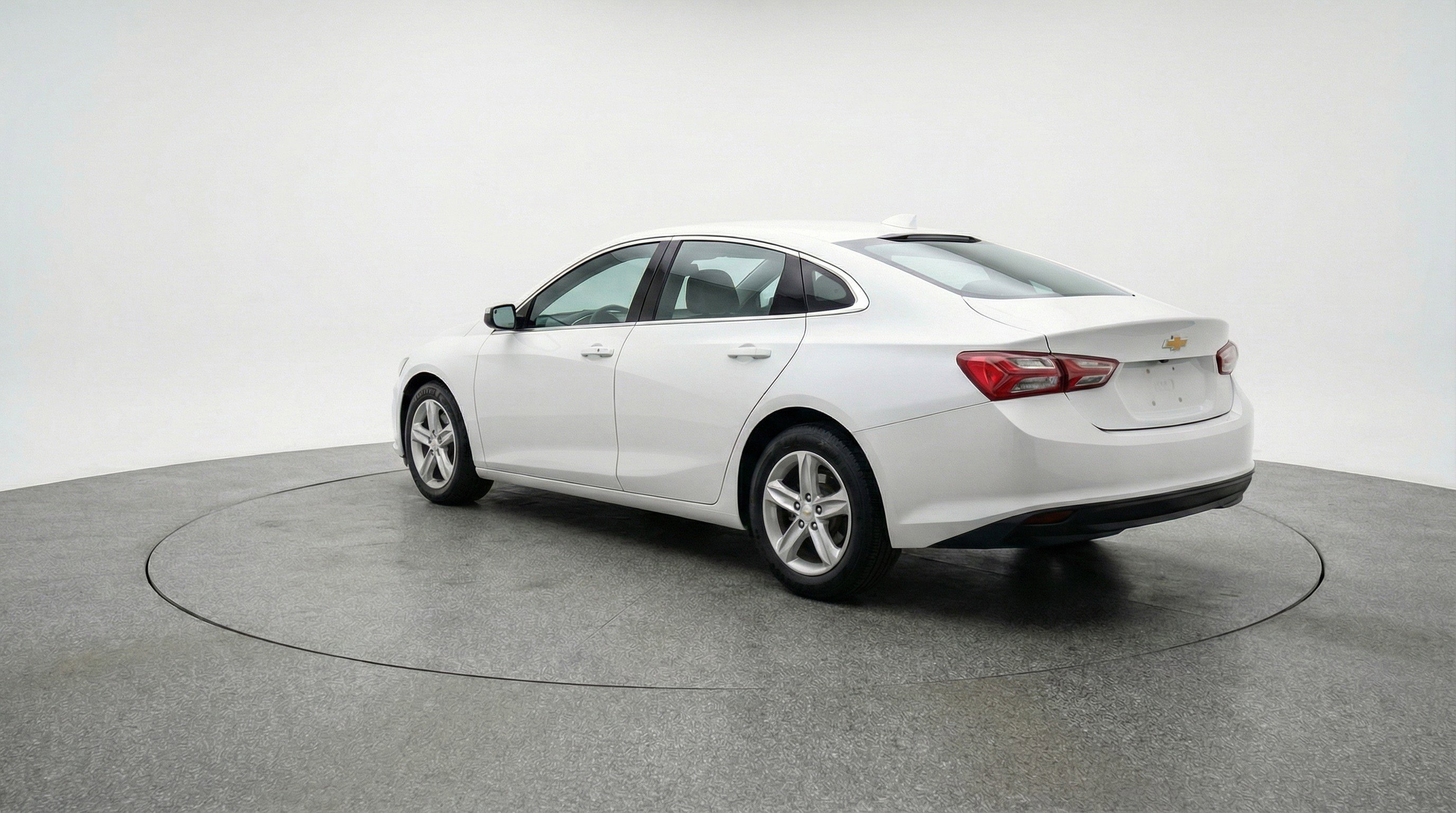 Used 2024 Chevrolet Malibu LT image 6