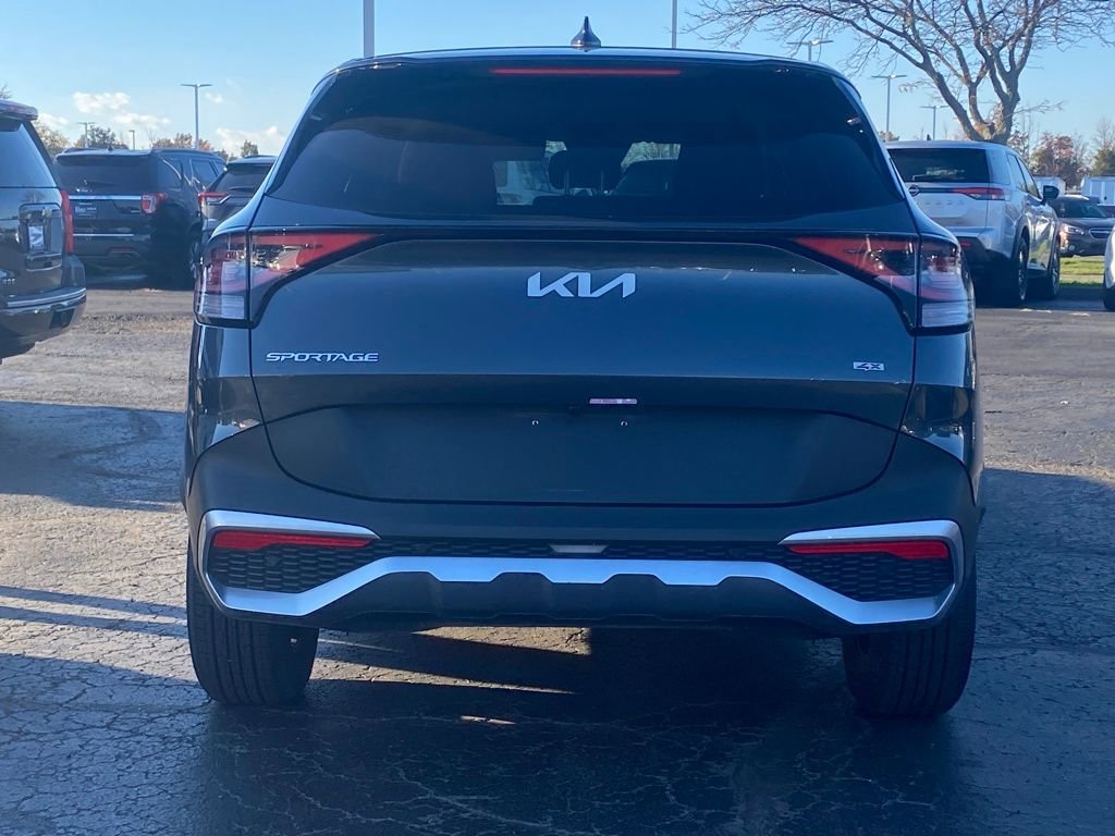 Certified 2024 Kia Sportage LX image 6