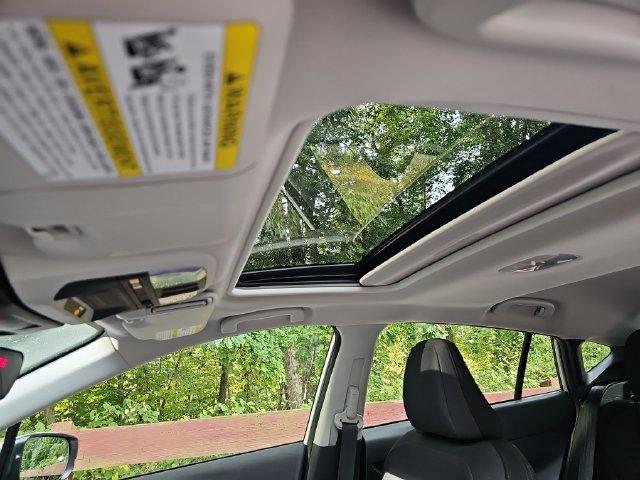 Certified 2024 Subaru Impreza 2.0i Sport AWD/4WD image 16