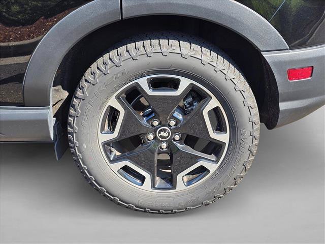 Used 2024 Ford Bronco Sport Outer Banks w/ Tech Package AWD/4WD image 9