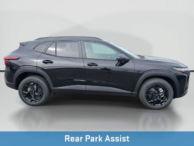 New 2026 Chevrolet Trax LT w/ Driver Confidence Package FWD image 6