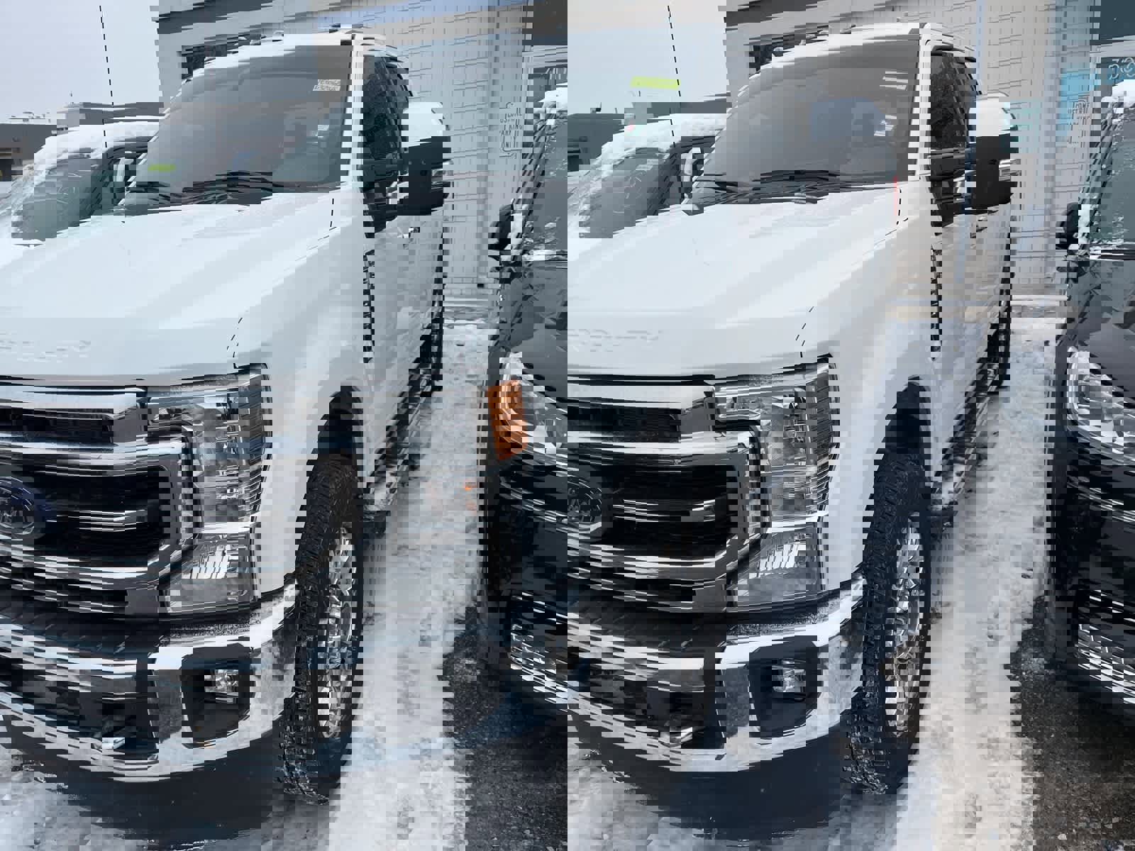 Used 2022 Ford F350 Lariat w/ Lariat Ultimate Package image 5