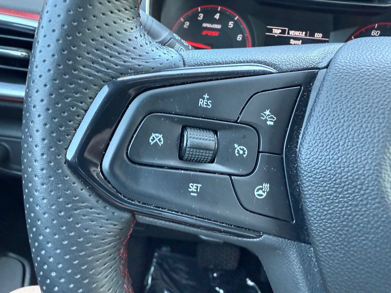 Used 2023 Chevrolet TrailBlazer RS w/ Convenience Package AWD/4WD image 33