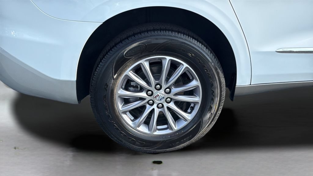 Used 2024 Buick Enclave Essence FWD image 25