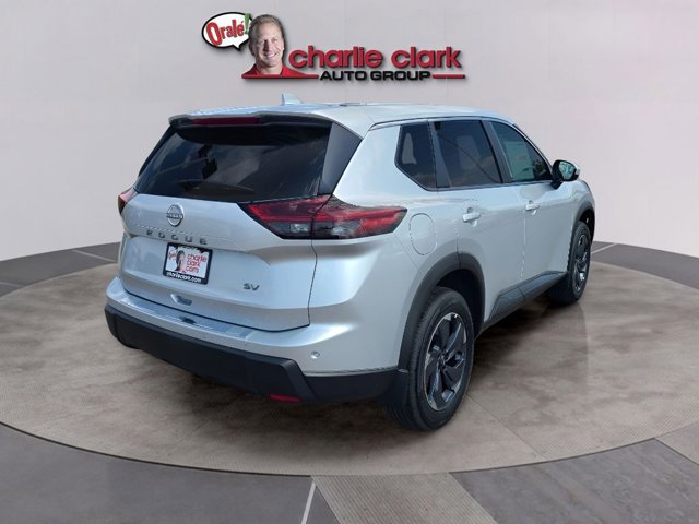 Certified 2024 Nissan Rogue SV image 5