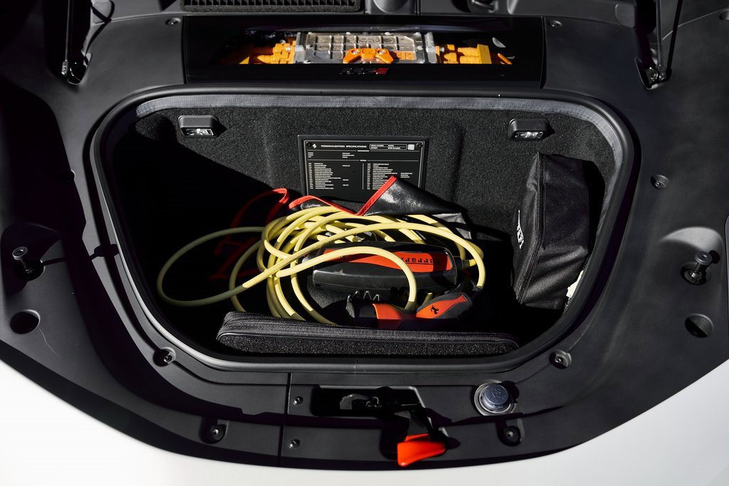 Used 2022 Ferrari SF90 Stradale image 21