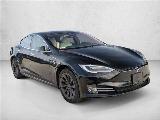 Used 2020 Tesla Model S Long Range Plus image 3