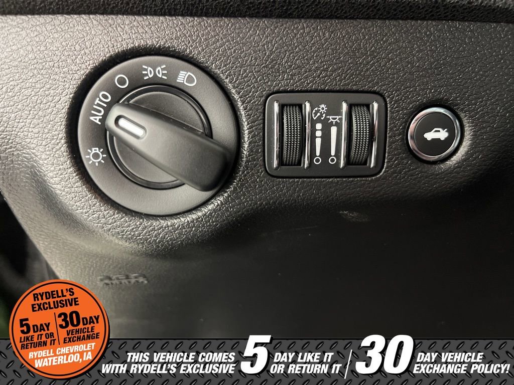 Used 2020 Dodge Charger SXT w/ Blacktop Package image 29