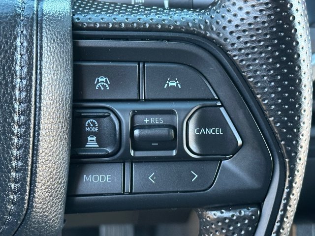Certified 2025 Toyota Tacoma SR5 AWD/4WD image 14