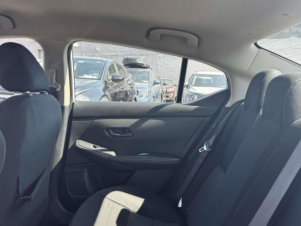 Used 2024 Nissan Sentra SV FWD image 12