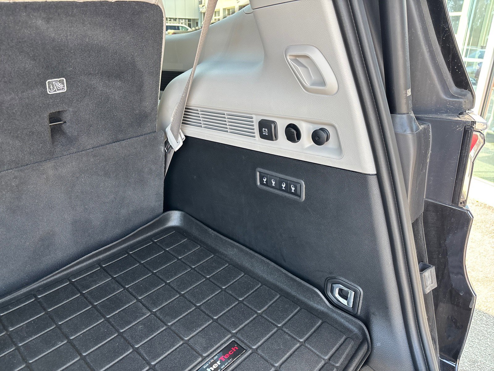 Used 2022 Jeep Wagoneer Series III w/ Flexible Seating Group image 59