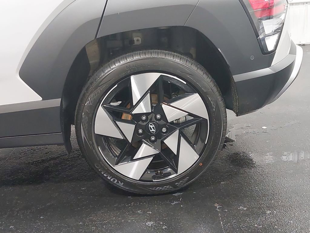 Certified 2025 Hyundai Kona Limited image 35
