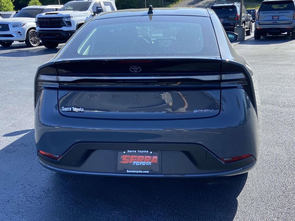 New 2026 Toyota Prius Plug-In Hybrid FWD image 4