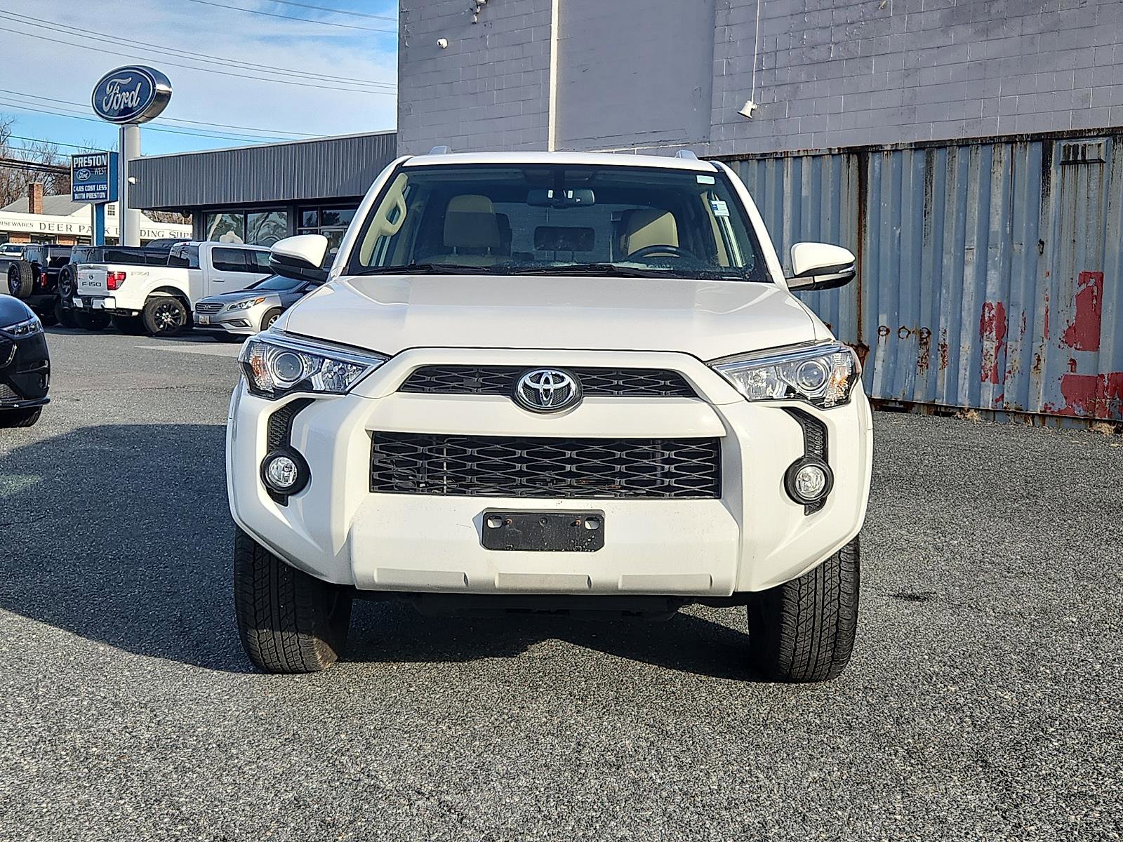Used 2018 Toyota 4Runner SR5 Premium image 2
