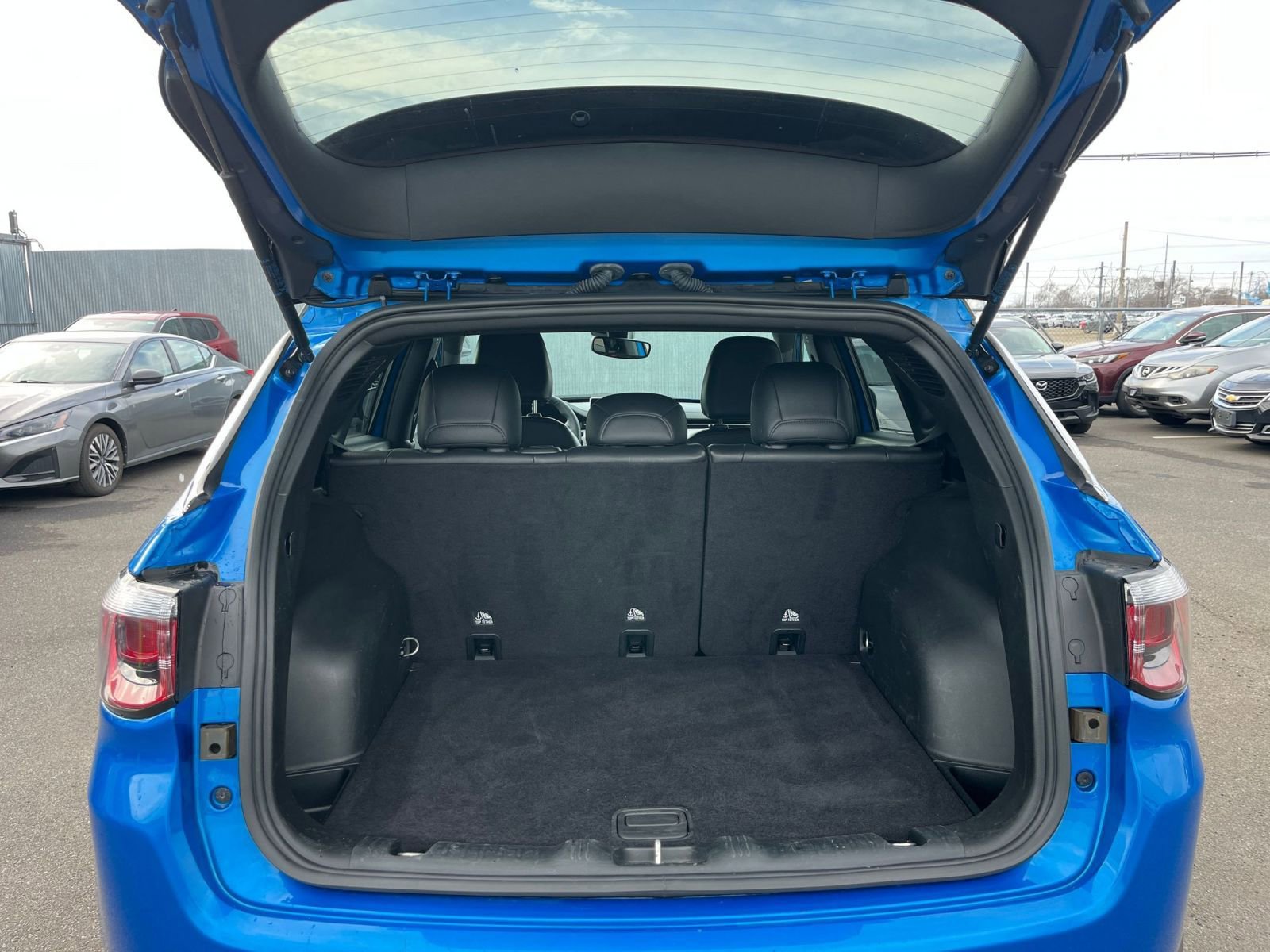 Used 2025 Jeep Compass Limited AWD/4WD image 32