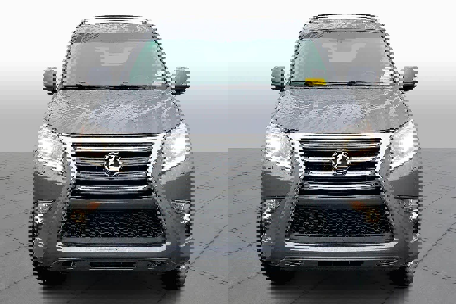 Used 2016 Lexus GX 460 image 3