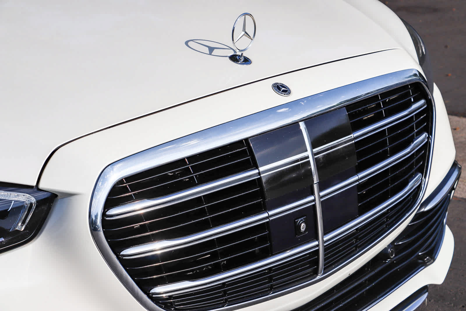 Used 2021 Mercedes-Benz S 580 4MATIC Sedan image 5