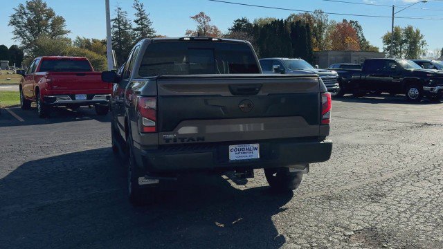 Used 2024 Nissan Titan PRO-4X w/ Pro-4x Utility Package image 7