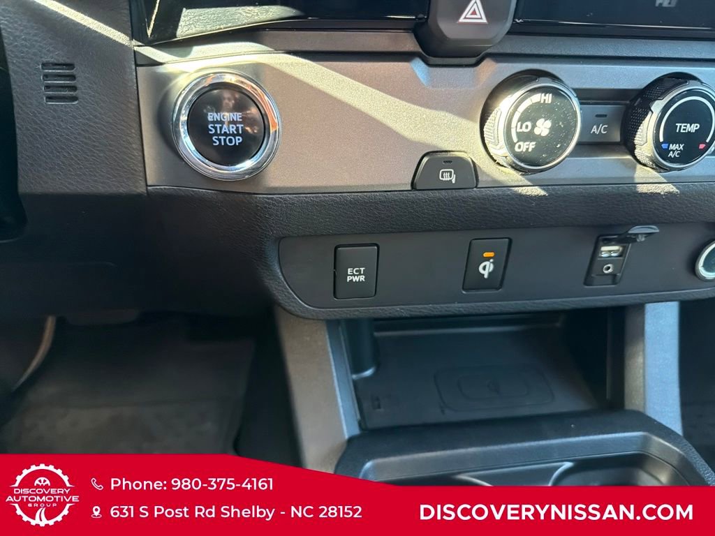 Used 2016 Toyota Tacoma TRD Sport image 21