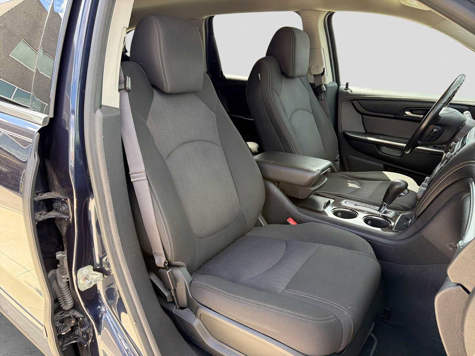 Used 2015 Chevrolet Traverse LT w/ Traveler's Package FWD image 21