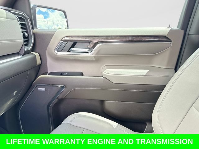 Used 2023 Chevrolet Silverado 1500 LTZ AWD/4WD image 23