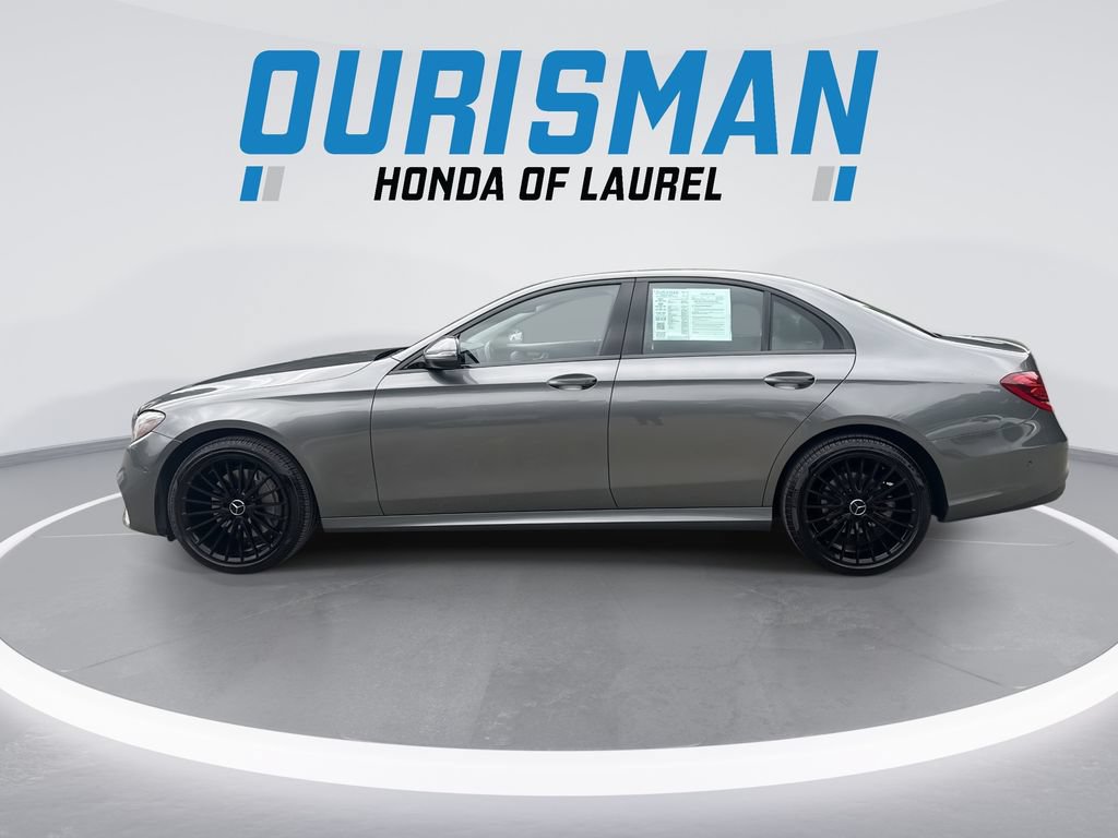Used 2017 Mercedes-Benz E 300 4MATIC image 5