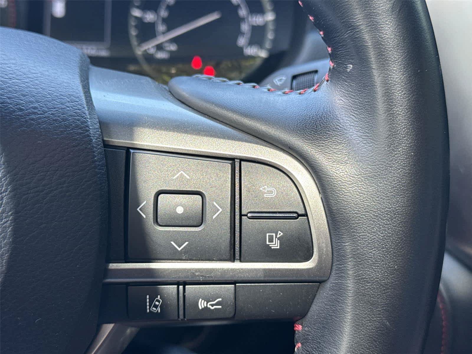 Used 2022 Lexus GX 460 Luxury w/ Sport Design Package AWD/4WD image 21