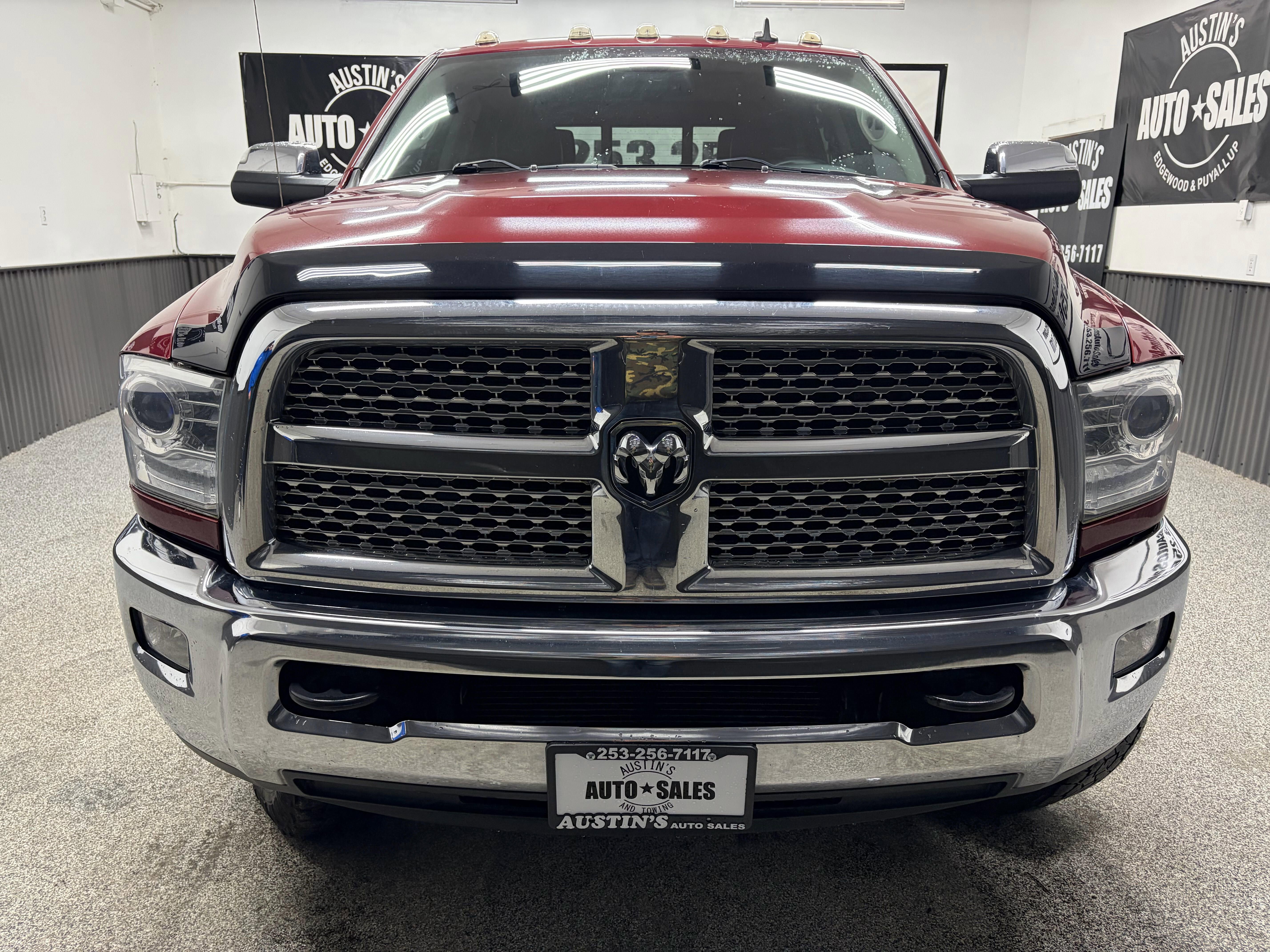 Used 2015 RAM 3500 Laramie w/ Convenience Group AWD/4WD image 5